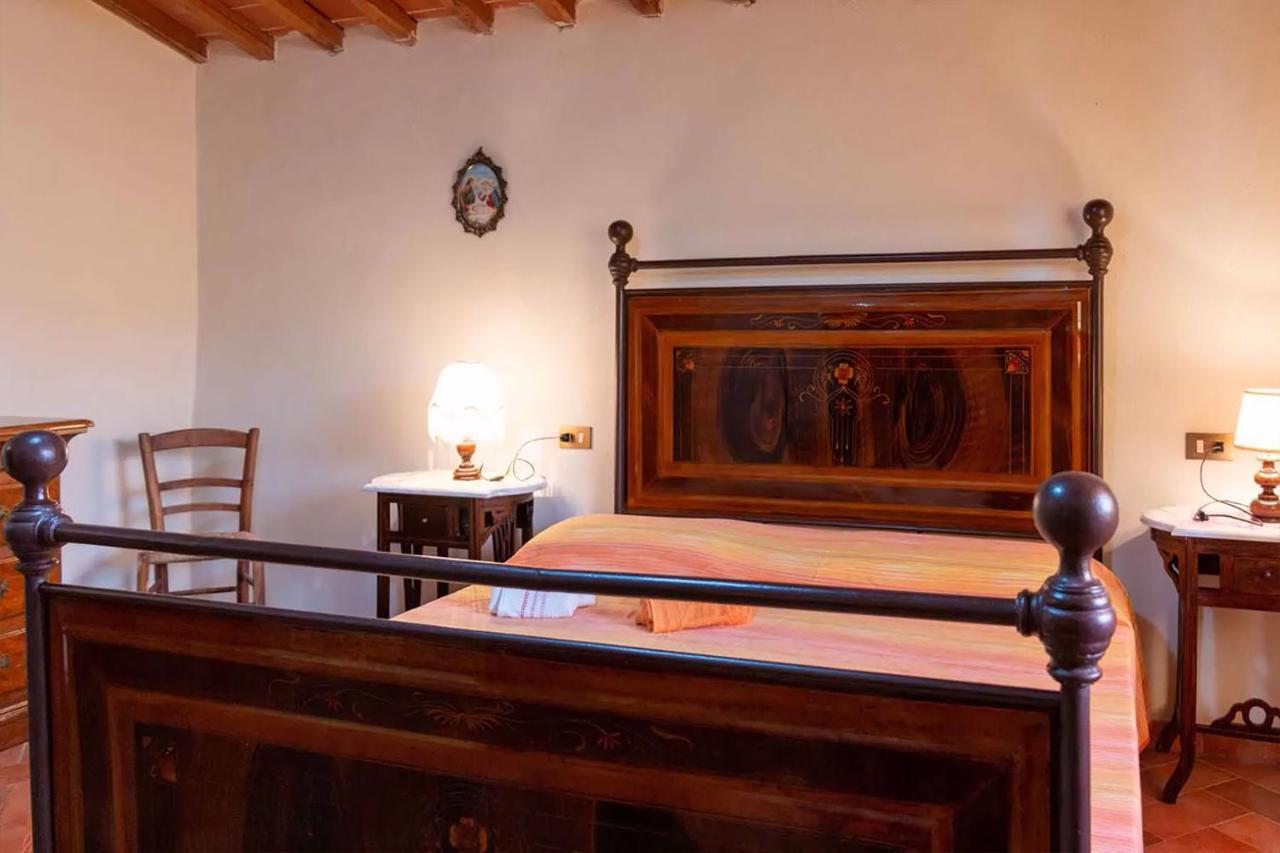 Agriturismo Con Piscina In Toscana, Tribbiano Arezzo Exterior photo